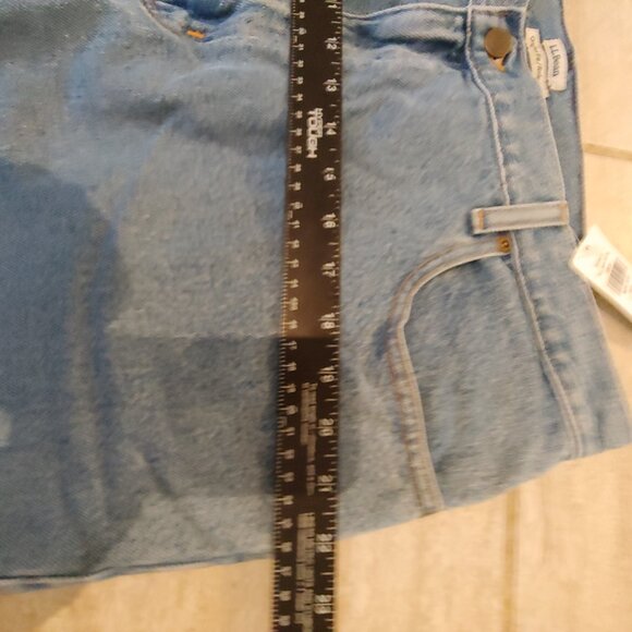L.L. Bean Double L Relaxed Fit Size 20R Denim Blue Jeans - Picture 8 of 10